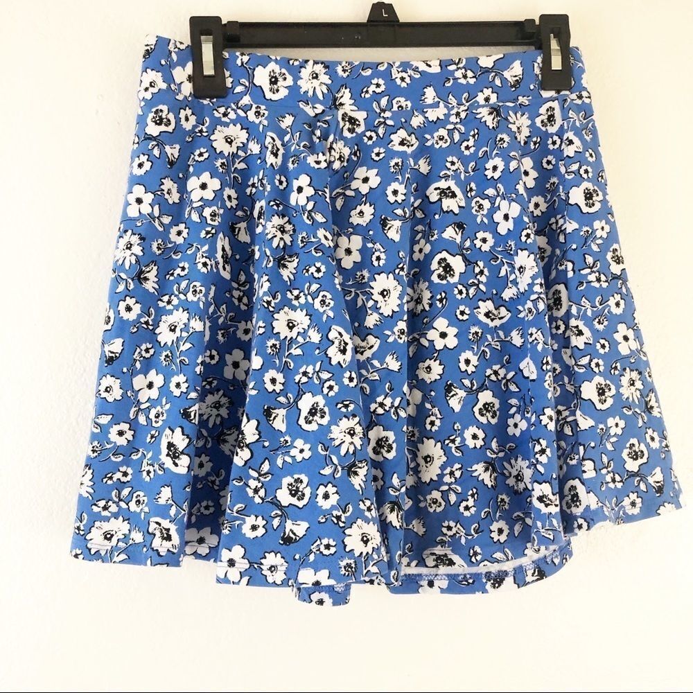 Authentic American Heritage Skater floral skirt L